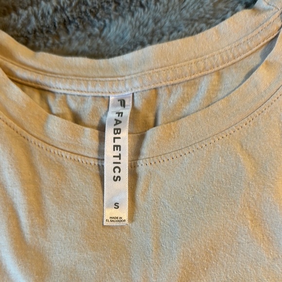 Fabletics women’s tank top - Picture 5 of 6